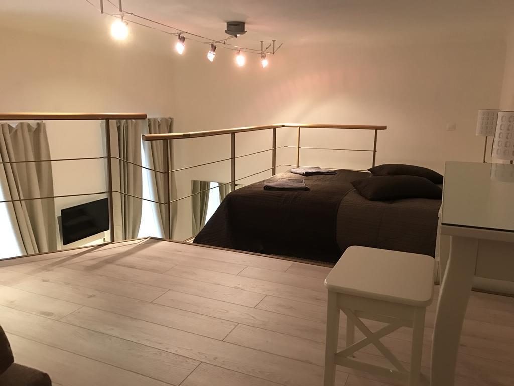 Goldcentral Apartment Gozsdu Budapest Esterno foto