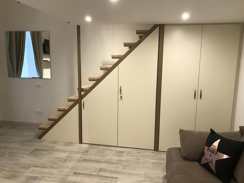 Goldcentral Apartment Gozsdu Budapest Esterno foto