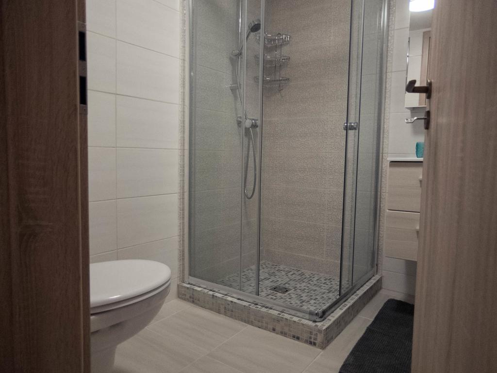 Goldcentral Apartment Gozsdu Budapest Esterno foto